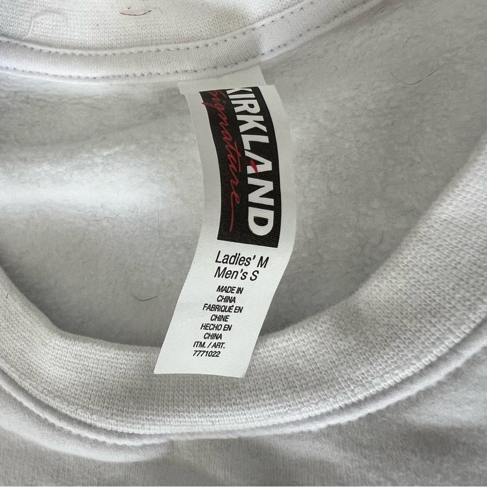 Kirkland Signature White Crewneck Sweatshirt Small